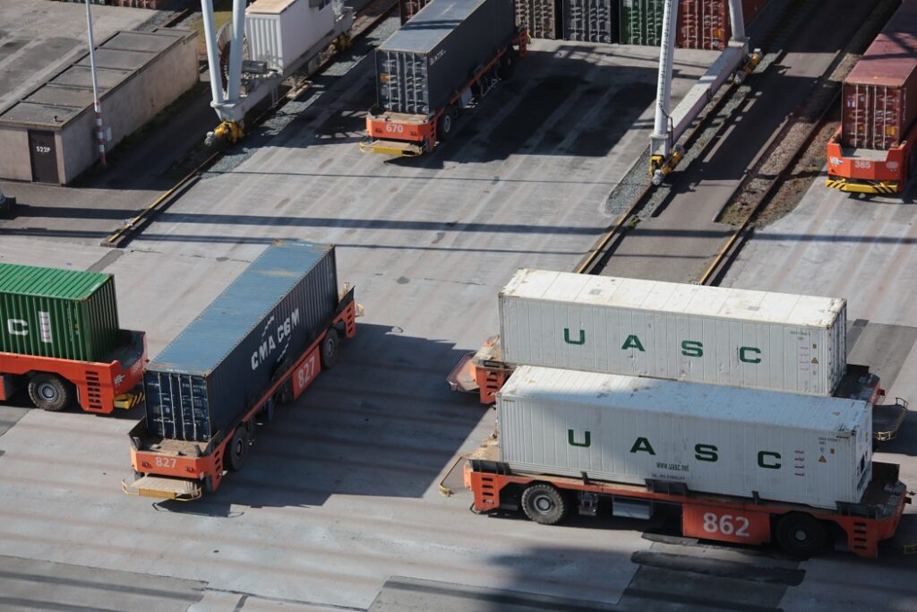 EcoLogística: Transporte de mercancías con bajas emisiones de carbono para ciudades sostenibles