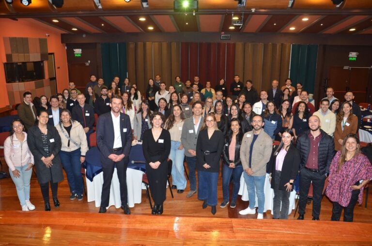 100 scholarships in green energy and climate finance for Colombia 2025-2027